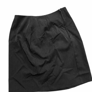 Early 2000s / 2010s Alyn Paige skirt with zipper hugging fit pencil mini skirt